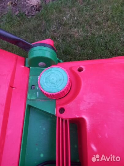 Электрическая газона косилка Брилл