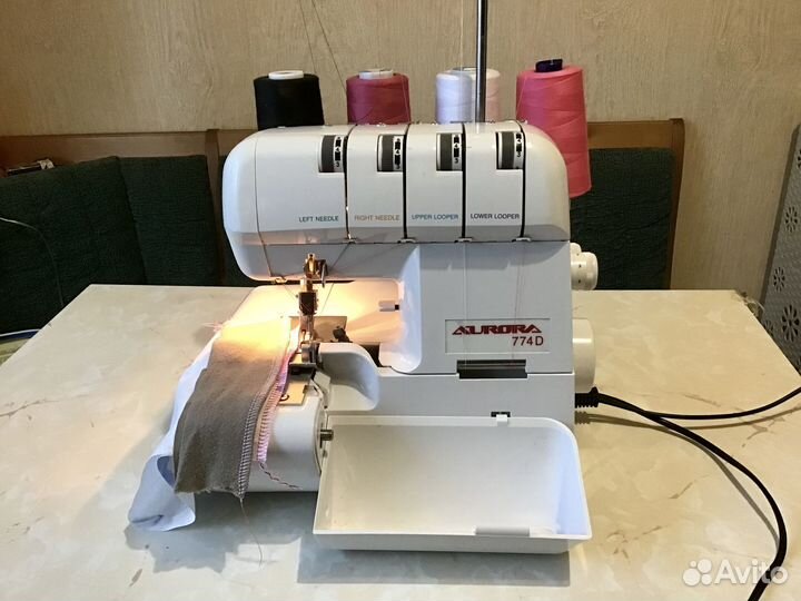Оверлок Aurora 774D