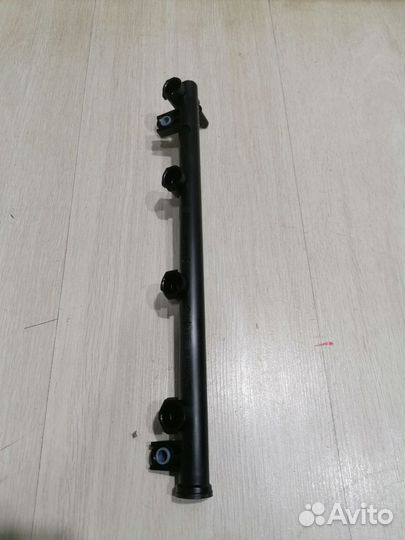 Рампа топливная Nissan terrano D10