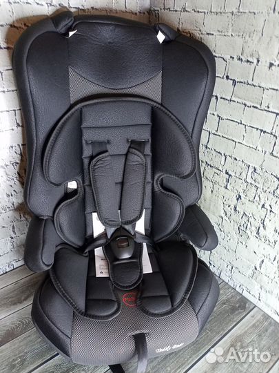 Новое детское автокресло от 9 мес - 12 лет