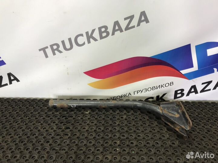 81612435265 Кронштейн крыла переднего левый