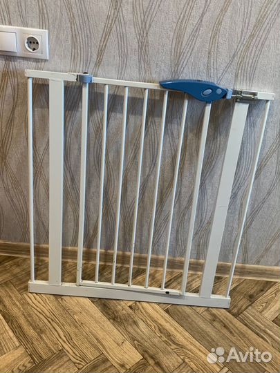 Ворота безопасности для лестницы и проемов