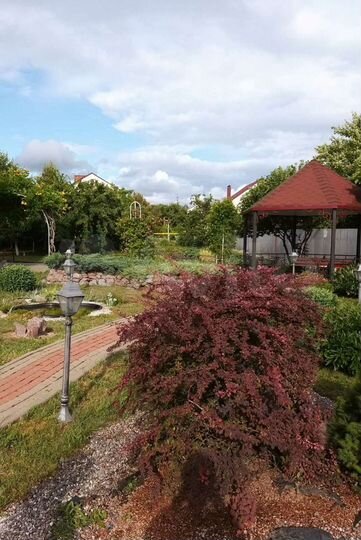 Дом 303,7 м² на участке 15 сот.