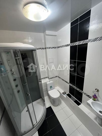 4-к. квартира, 180 м², 11/17 эт.