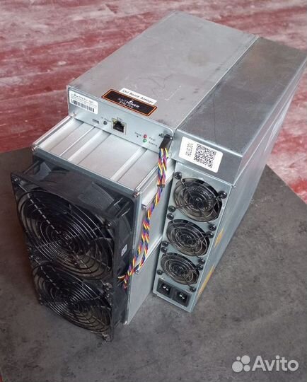 Бу S19j pro 104Th в наличии в Москве