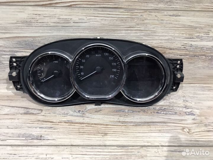 Щиток приборов Nissan Terrano D10