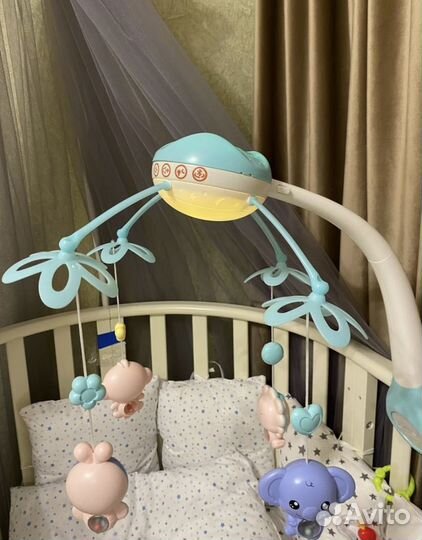 Мобиль на кроватку с проектором