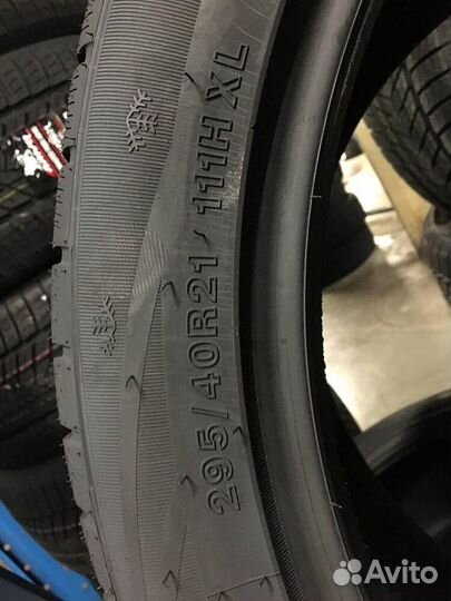 Arivo Winmaster ProX ARW5 295/40 R21 111H