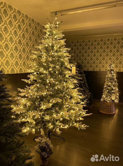 Елка искусственная