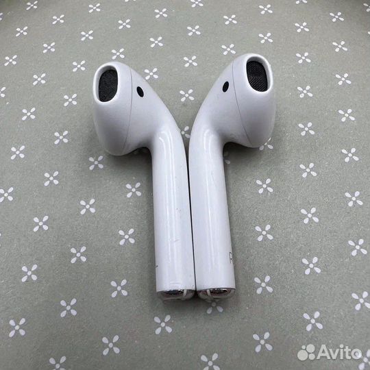 Правый наушник для AirPods 2 оригинал