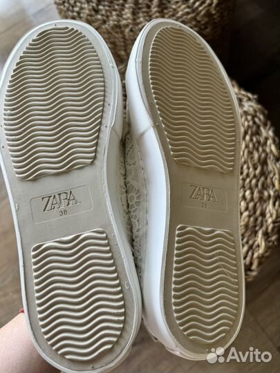 Белые кеды zara новые