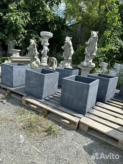 Вазоны 50*50*50 для цветов