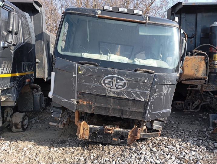 FAW J6 CA3310P66K24T4E5, 2018