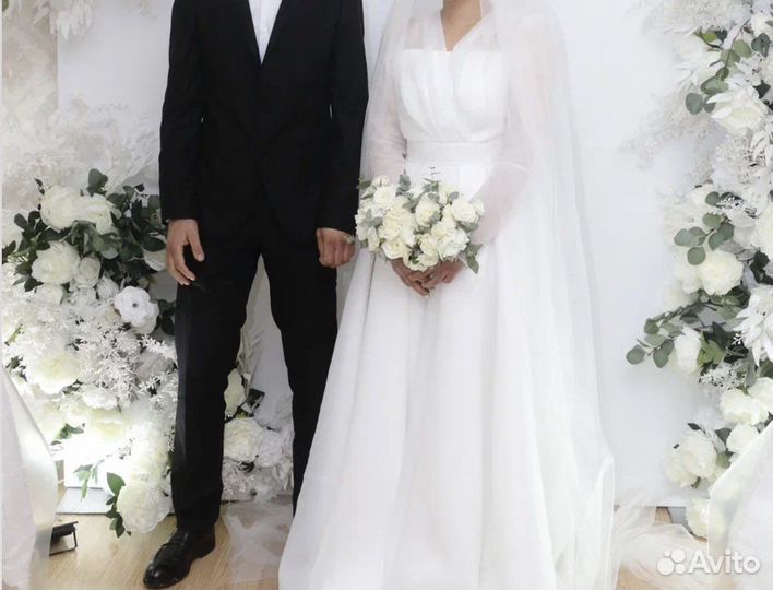 Свадебное платье