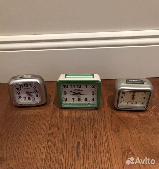 Часы Космос настольные