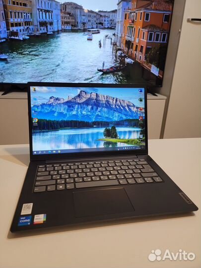 Ноутбук Lenovo V14 G2 ITL