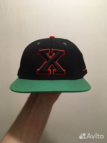 Бейсболка закрытая Cropp Rasta 7 1/2-7 5/8