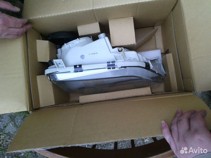 Фары на Opel Omega А