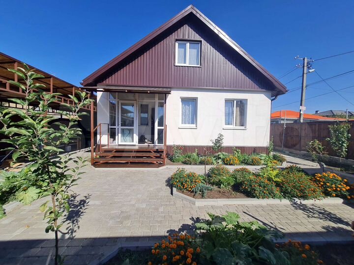 Дом 60 м² на участке 3 сот.