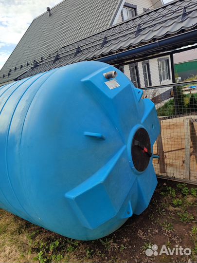 Емкость для воды пластиковая 10000л