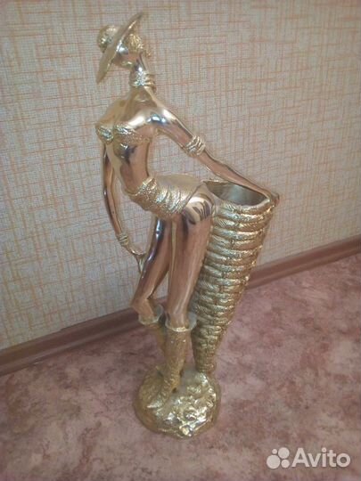 Ваза-скульптура