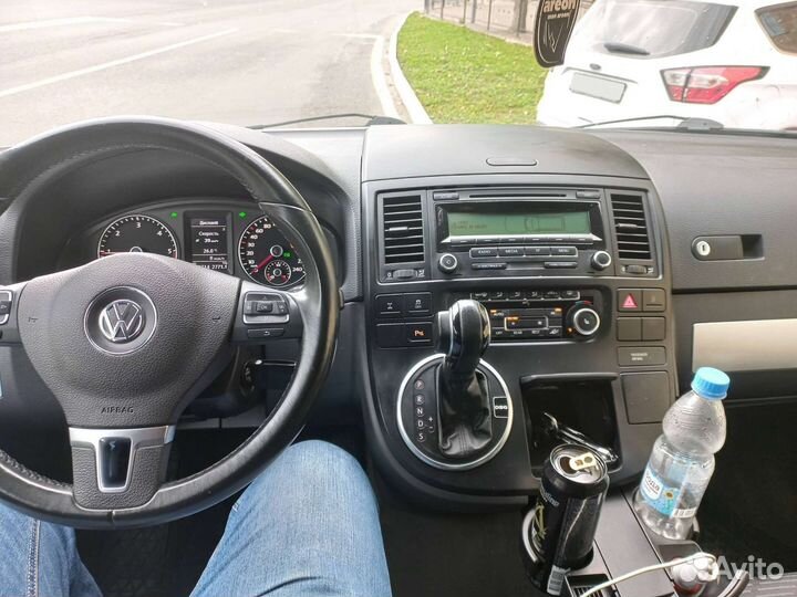 Volkswagen Multivan, 2011