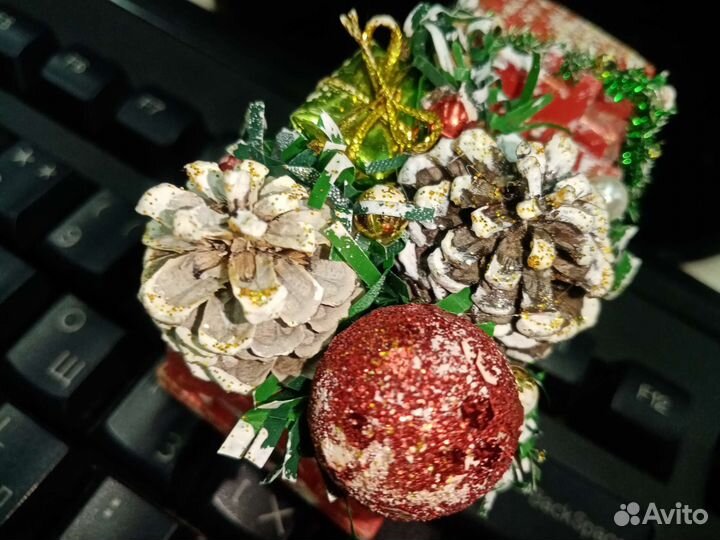 Грузовичок с подарками