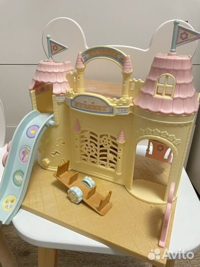 Sylvanian families игровая площадка дворец автобус