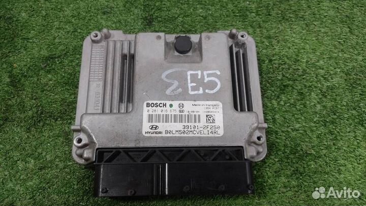 Блок управления двс Hyundai IX35 2011