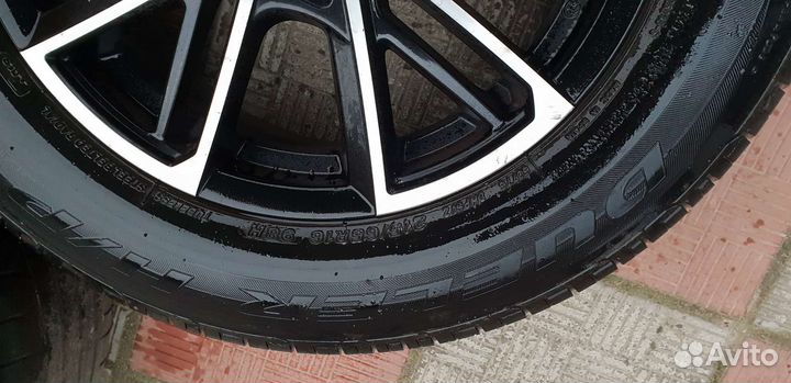 Продам диски с резиной