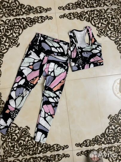 Костюм для фитнеса женский