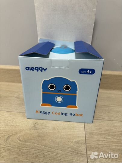 Aieggy интерактивный робот