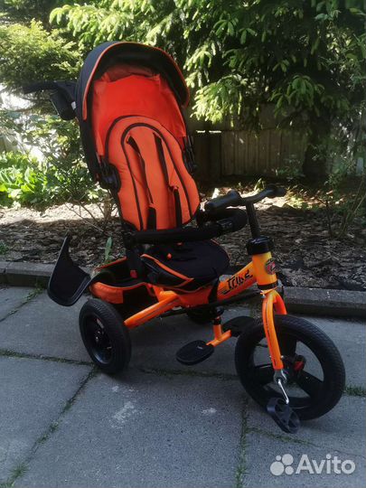 Трехколесный велосипед