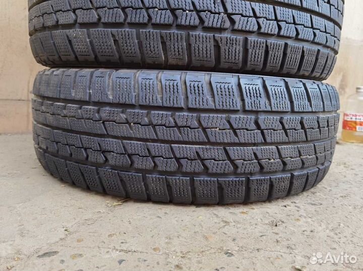 Goodyear UltraGrip Ice Navi Zea 205/65 R15 94Q
