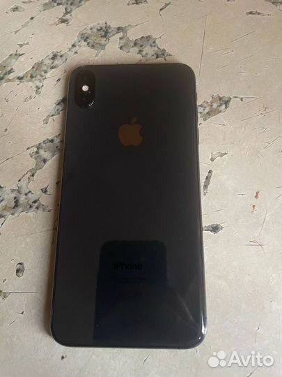 Телефон iPhone