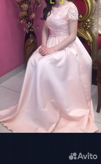 Вечернее платье