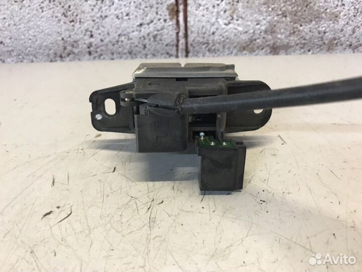 Замок бардачка Mercedes-Benz S-Class W220 3.2 2001