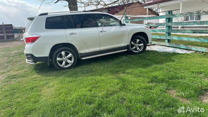 Toyota Highlander 3.5 AT, 2011, 400 000 км