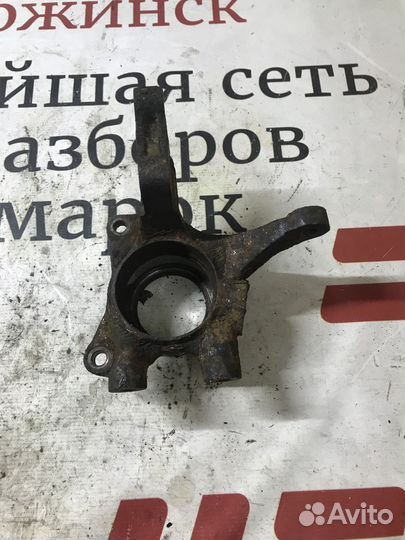 Кулак поворотный передний правый Hyundai Tucson I