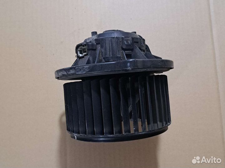 Моторчик печки hyundai solaris 1