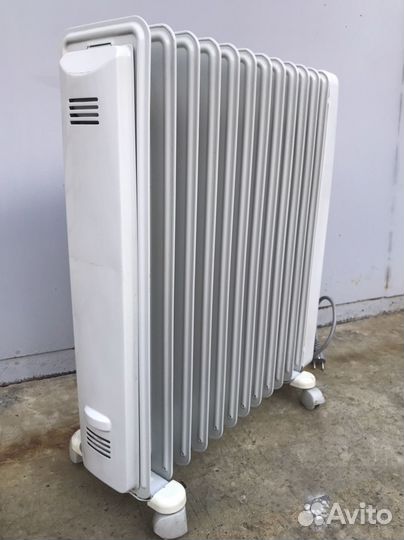 Масляный обогреватель delonghi