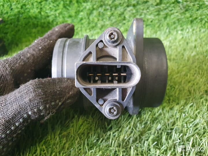 Дмрв датчик расхода воздуха Volkswagen Touareg AXQ