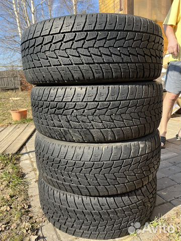 Toyo 330 235/55 R17 99T
