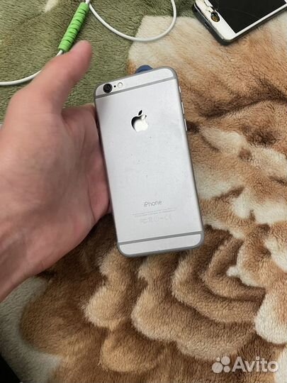 iPhone 8, 64 ГБ