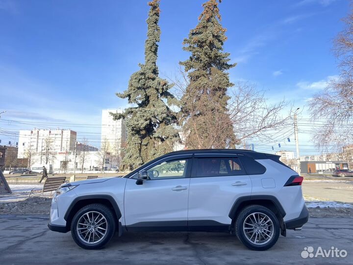 Toyota RAV4 2.5 AT, 2021, битый, 41 200 км