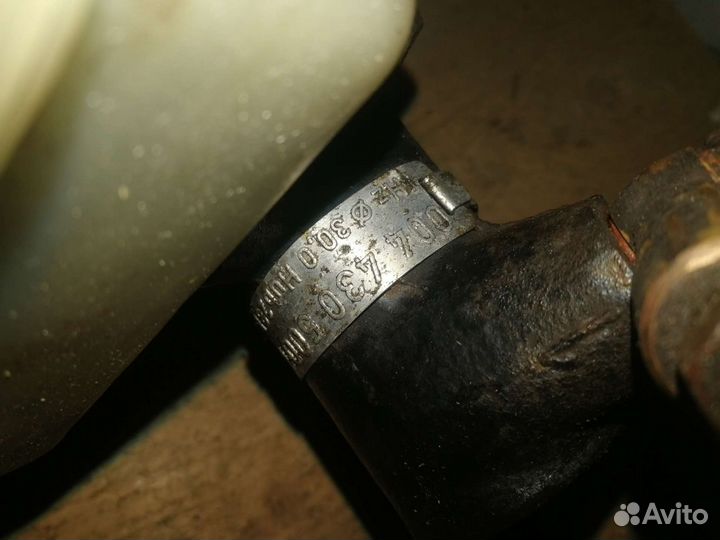 Главный тормозной цилиндр