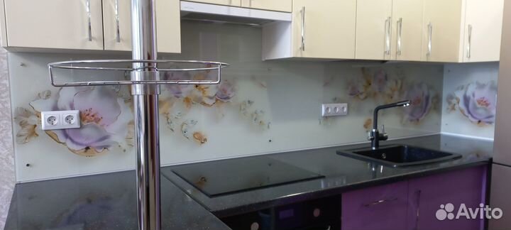 Кухонный стеклянный фартук