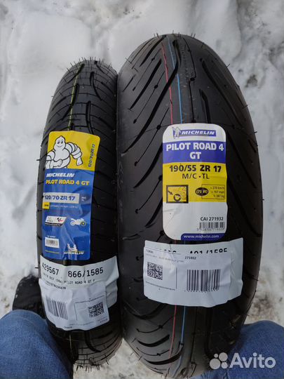 Мотошина Michelin Pilot Road 4 GT