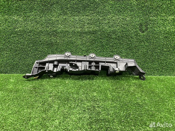 Нижняя часть щита передка левая BMW G20