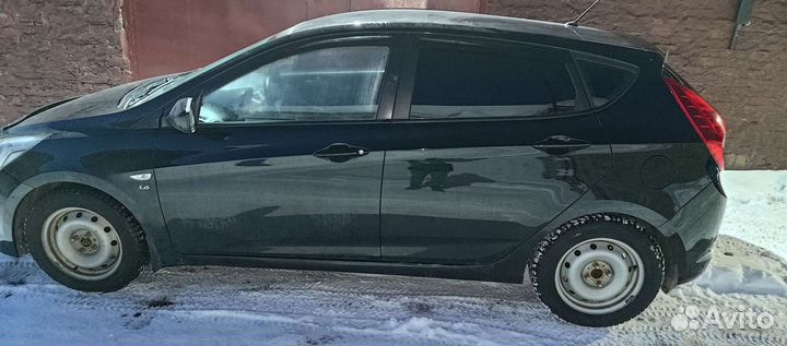 Hyundai Solaris 1.6 AT, 2015, 170 000 км